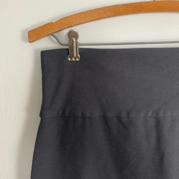 Eileen Fisher Black Mini Skirt - Picture 4 of 8